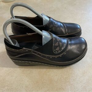 Lartiste Burbank Shoes size 38 women’s clogs shoes spring step
